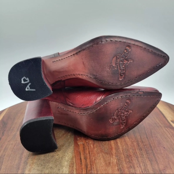 Freebird Joey Boots Women's 8 Red Leather Distressed Buckle Western Heel Pointed - Picture 10 of 13